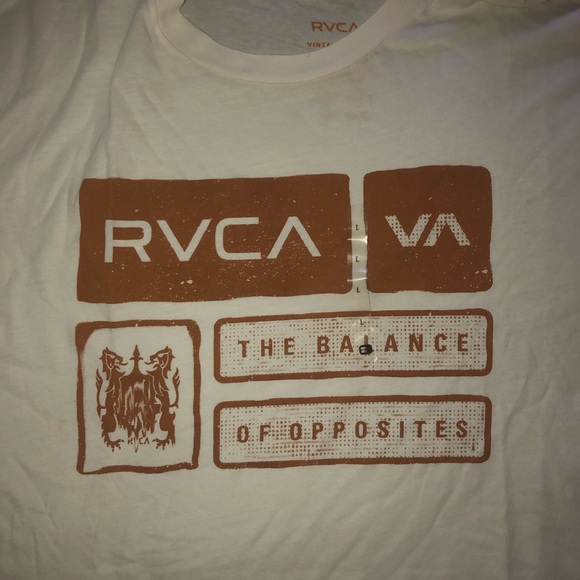 RVCA T-Shirt. L - Picture 4 of 8